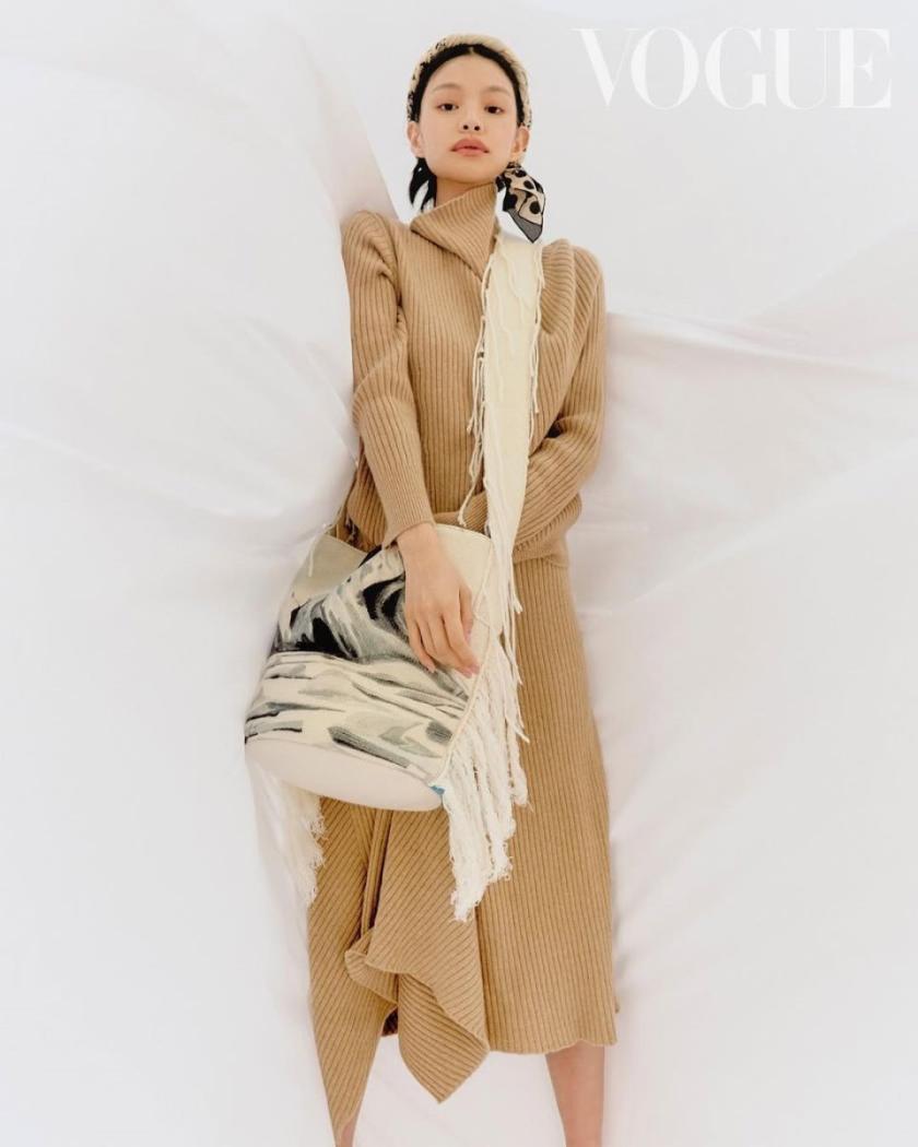 VOGUE JAN. 2023