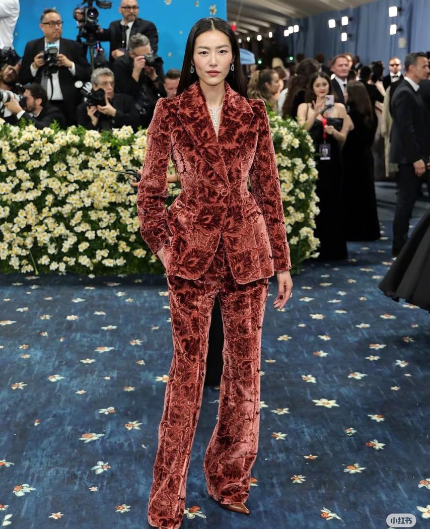 劉雯 mat gala 2025